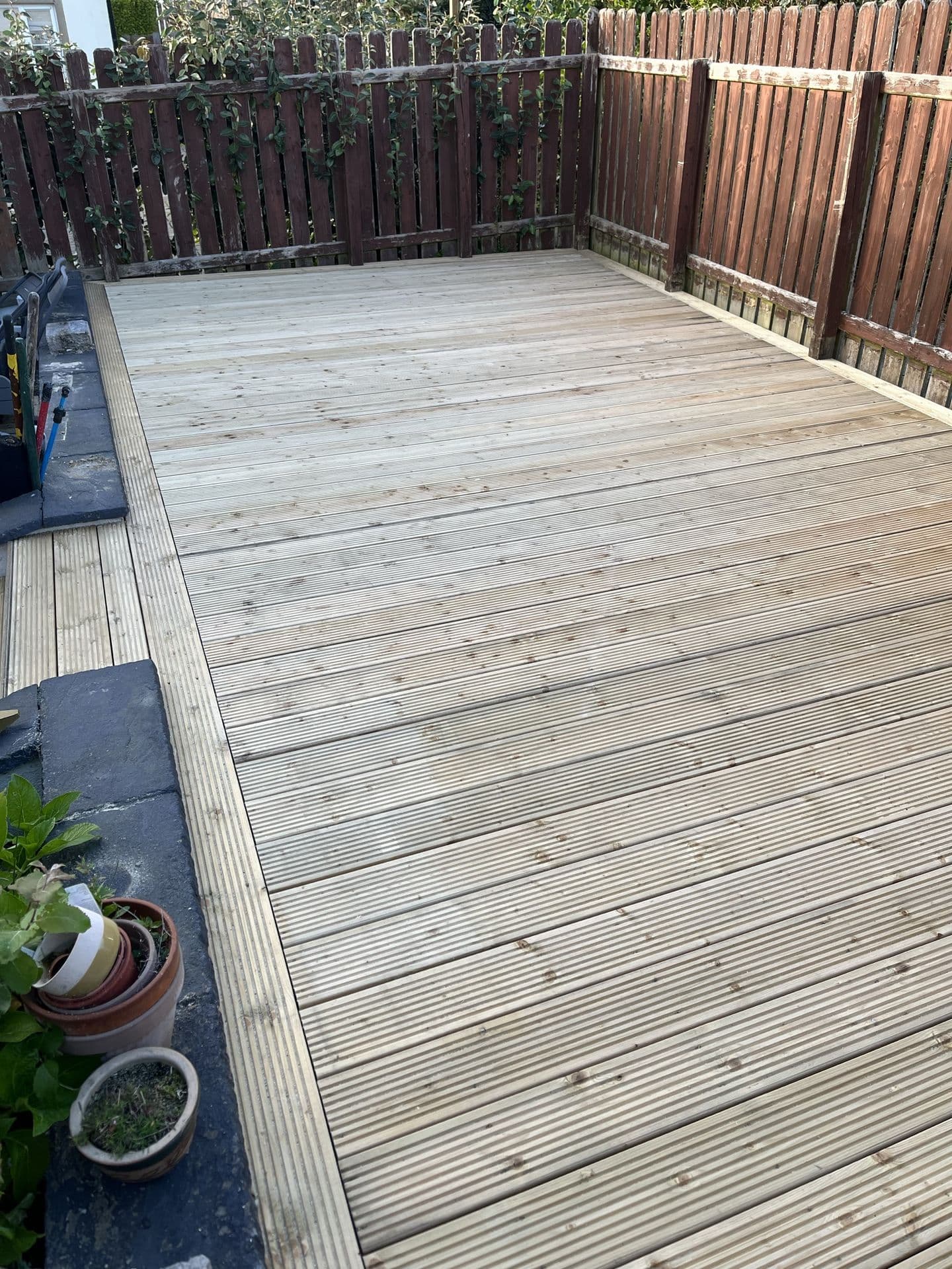 Completed garden structure